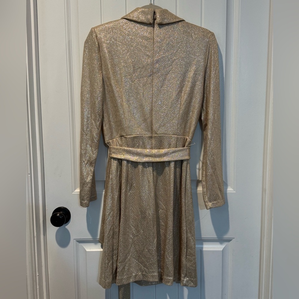 Adrianna Papell Gold Long sleeve dress Size 4 - Picture 9 of 15